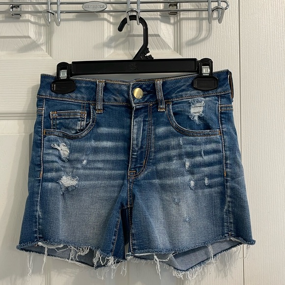 American Eagle Distressed Denim Shorts - Picture 1 of 2